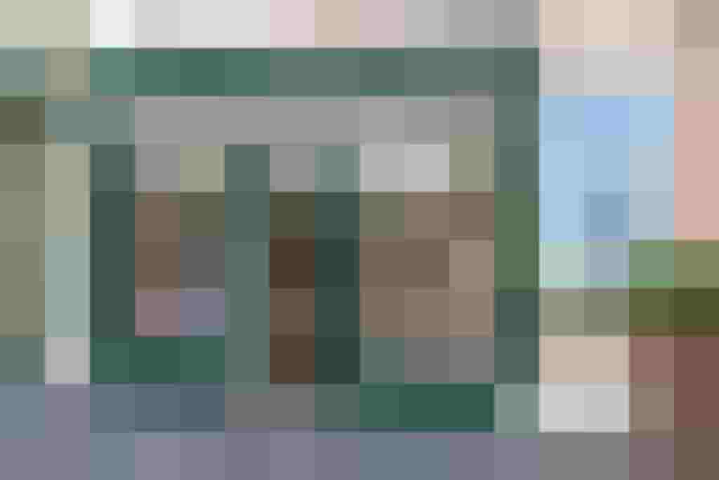 Facade of Confiserie Josef Holzermayr in Salzburg